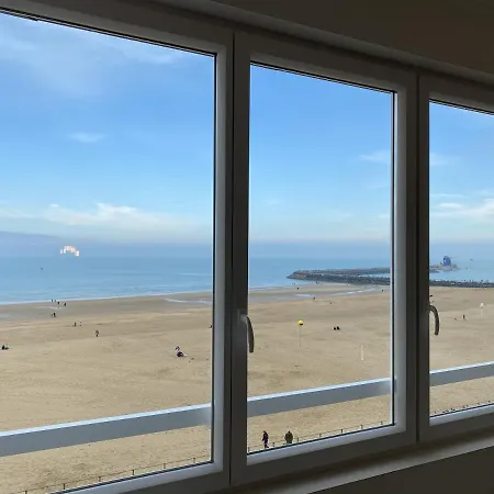 Oskar Luxe Op Zeedijk Met Zeezicht Apartamento Ostend