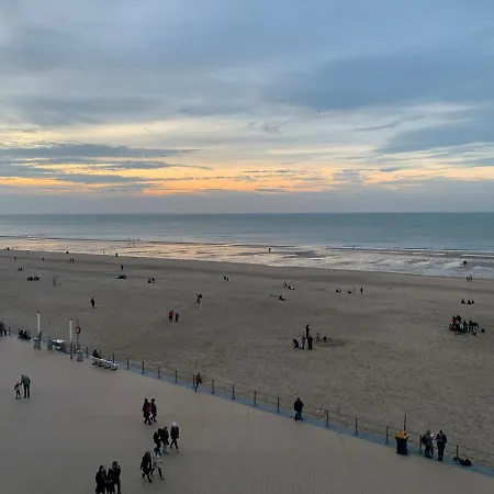 Oskar Luxe Op Zeedijk Met Zeezicht Appartamento