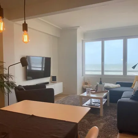 Oskar Luxe Op Zeedijk Met Zeezicht